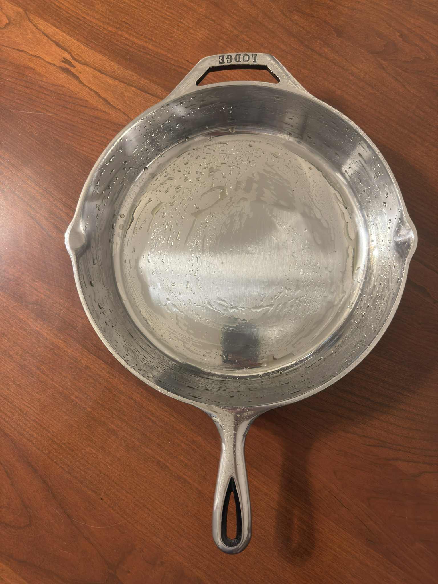 12" MIRROR POLISHED LODGE CAST IRON SKILLET